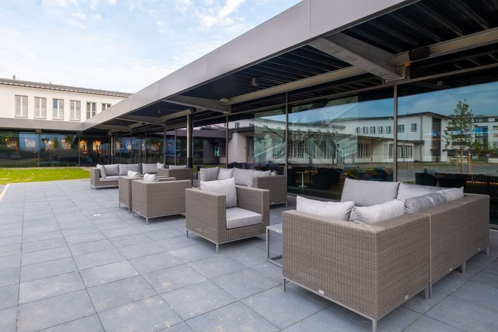 V8 Hotel Koeln At Motorworld Екстериор снимка